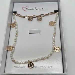 Live Love Smiley Pearl Necklace